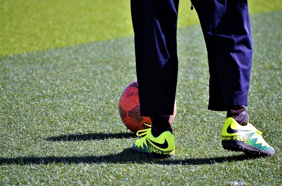Aprenda a Jogar Futebol: Treinos e Dicas no App
